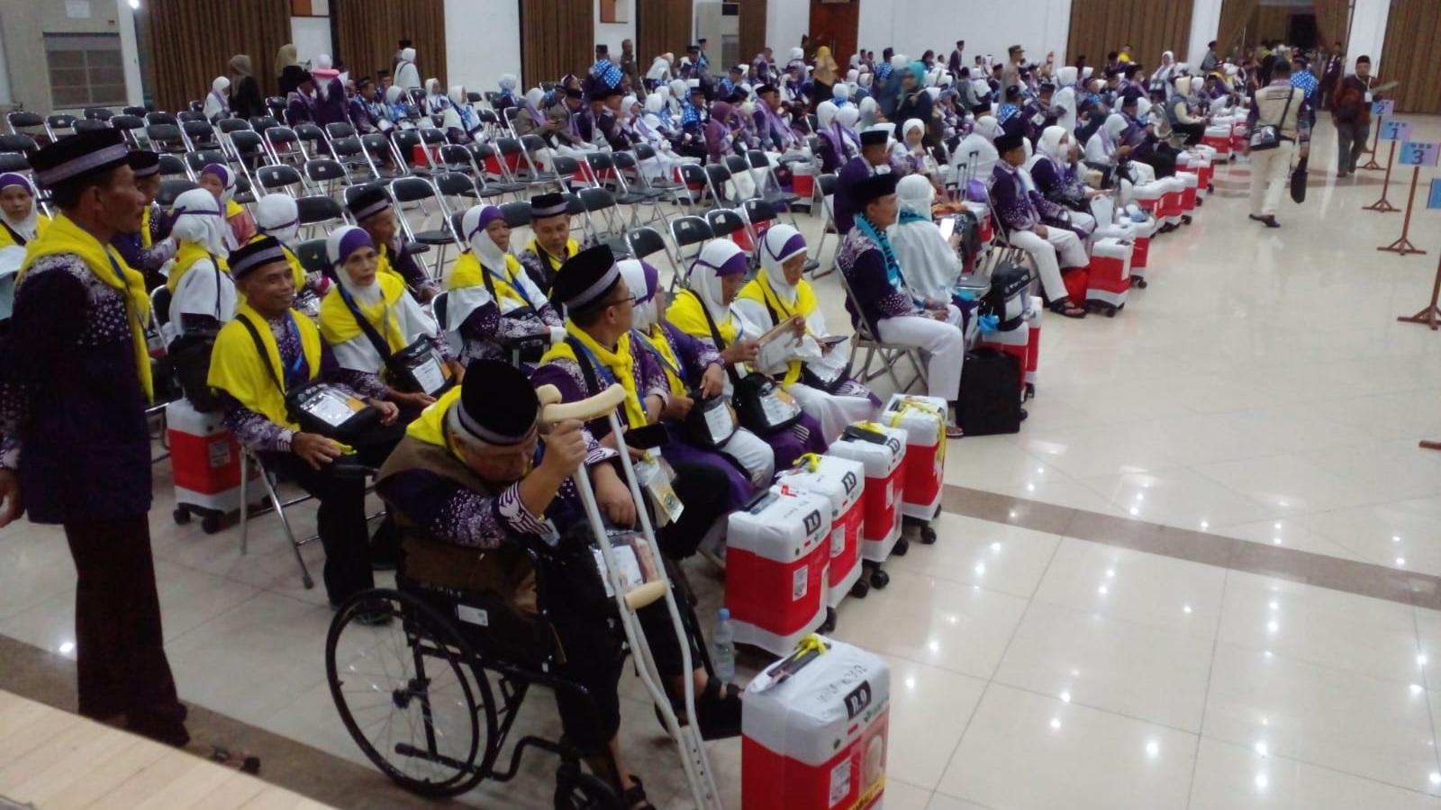 1.131 Calon Jamaah Haji Asal Ciamis Siap Berangkat ke Tanah Suci, 83 Berusia Lanjut