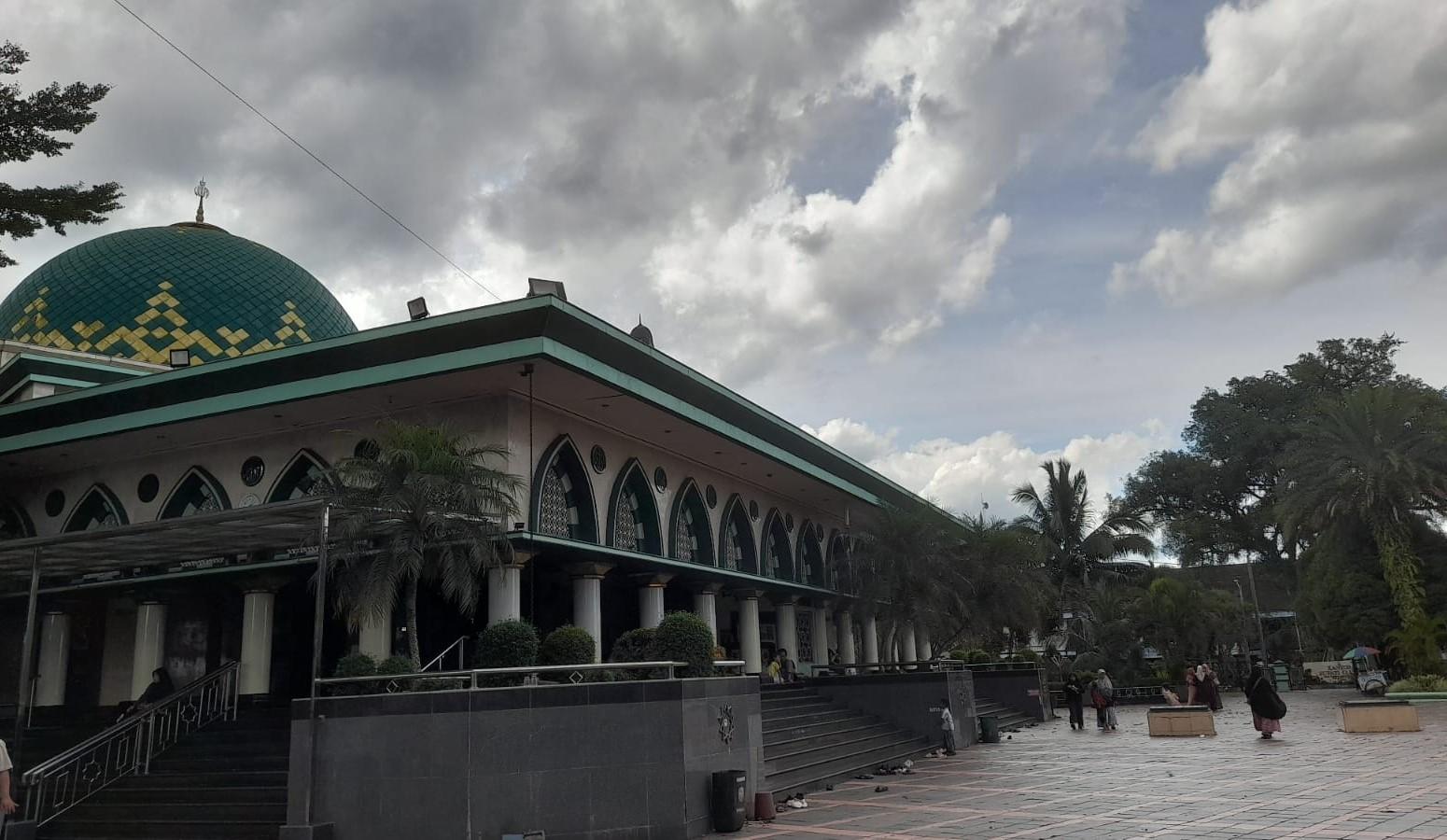 Jadwal Sholat Hari Ini di Kabupaten Ciamis, Senin 23 Maret 2026