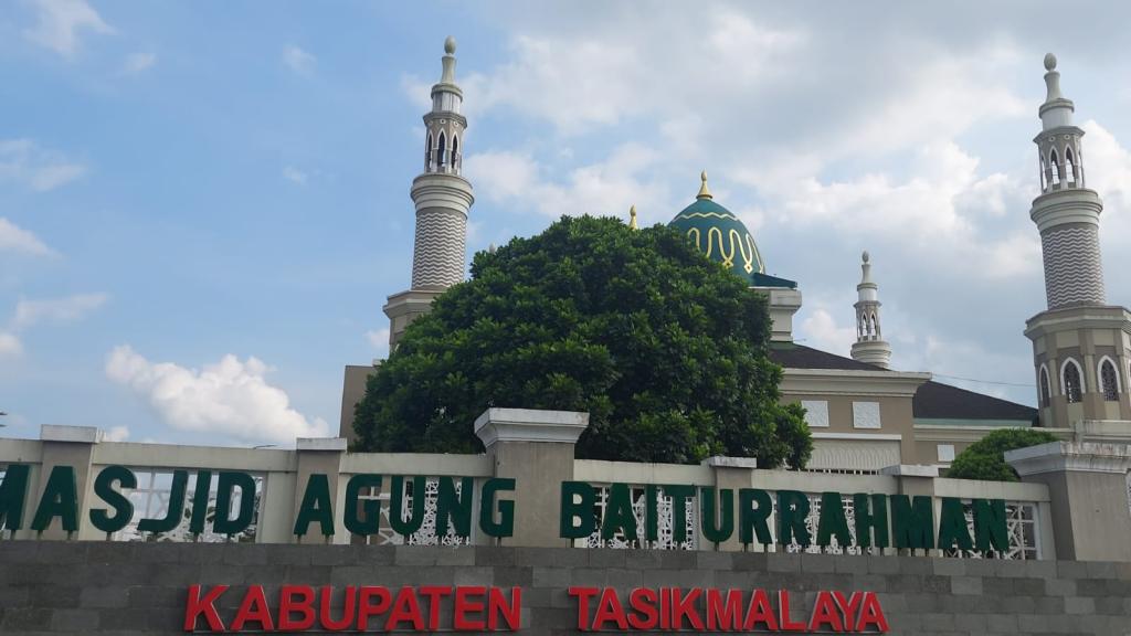 Jadwal Sholat Hari Ini di Kabupaten Tasikmalaya, Sabtu 22 November 2025