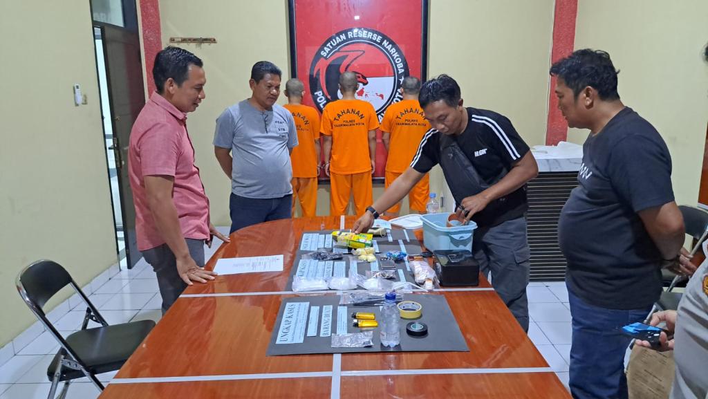 3 Pengedar Sabu Diringkus Satnarkoba Polres Tasikmalaya Kota, BB Hampir Setengah Kilogram