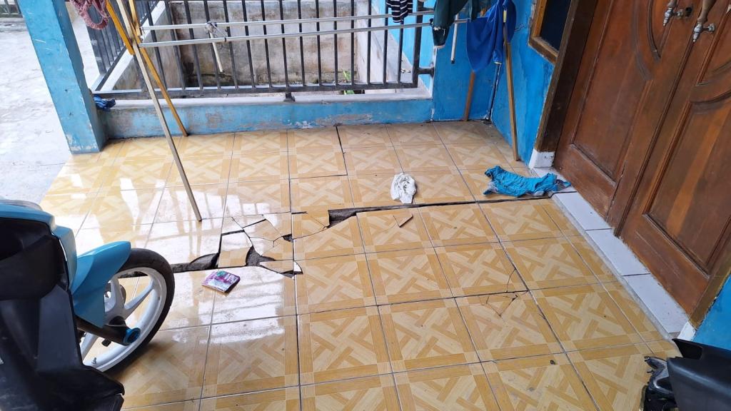 33 Rumah di Cineam Tasikmalaya Rusak Akibat Pergerakan Tanah