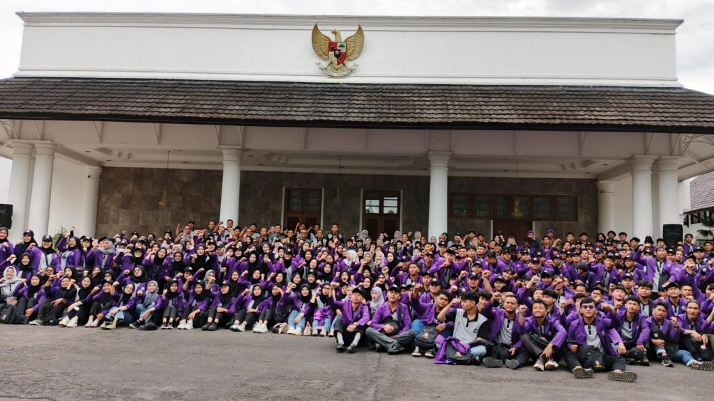 508 Mahasiswa Unigal Diterjunkan ke 17 Desa di Ciamis untuk KKN