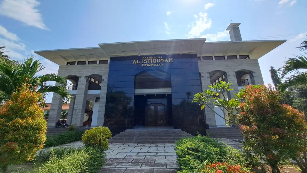 Jadwal Sholat Hari Ini di Kabupaten Pangandaran, Sabtu 25 Oktober 2025