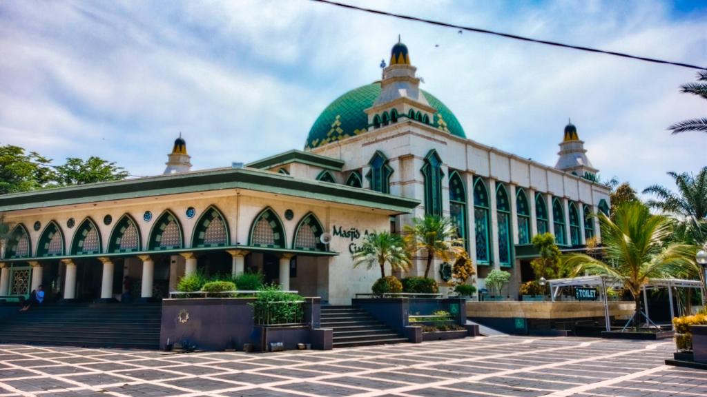 Jadwal Sholat Hari Ini di Kabupaten Ciamis, Sabtu 21 Maret 2026
