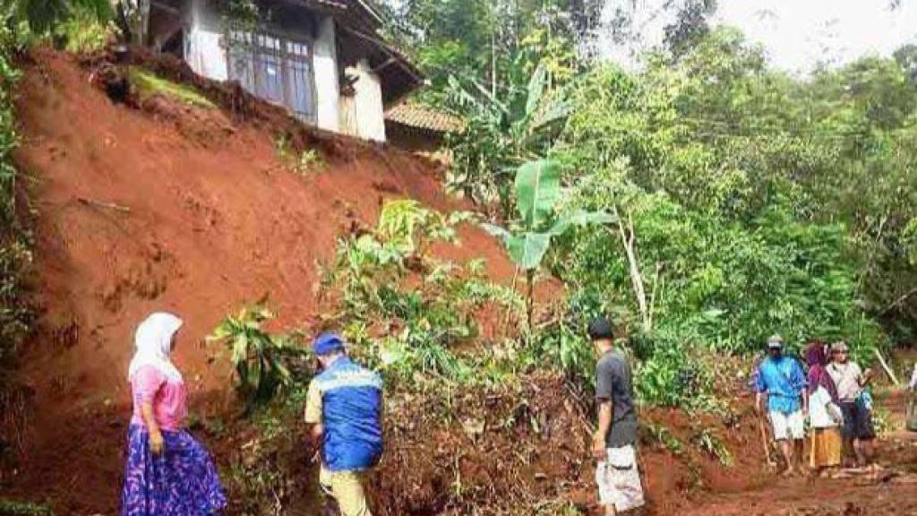 9 Kecamatan di Ciamis Masuk Zona Rawan Longsor, Ini Daftarnya