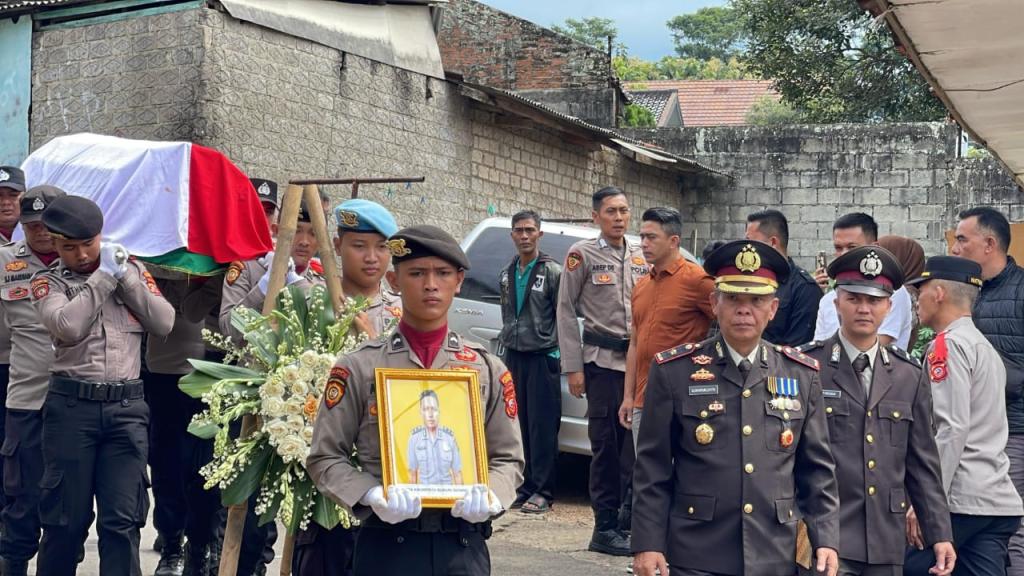 Anggota Polsek Cibalong Tasikmalaya Gugur dalam Kecelakaan Usai Bertugas
