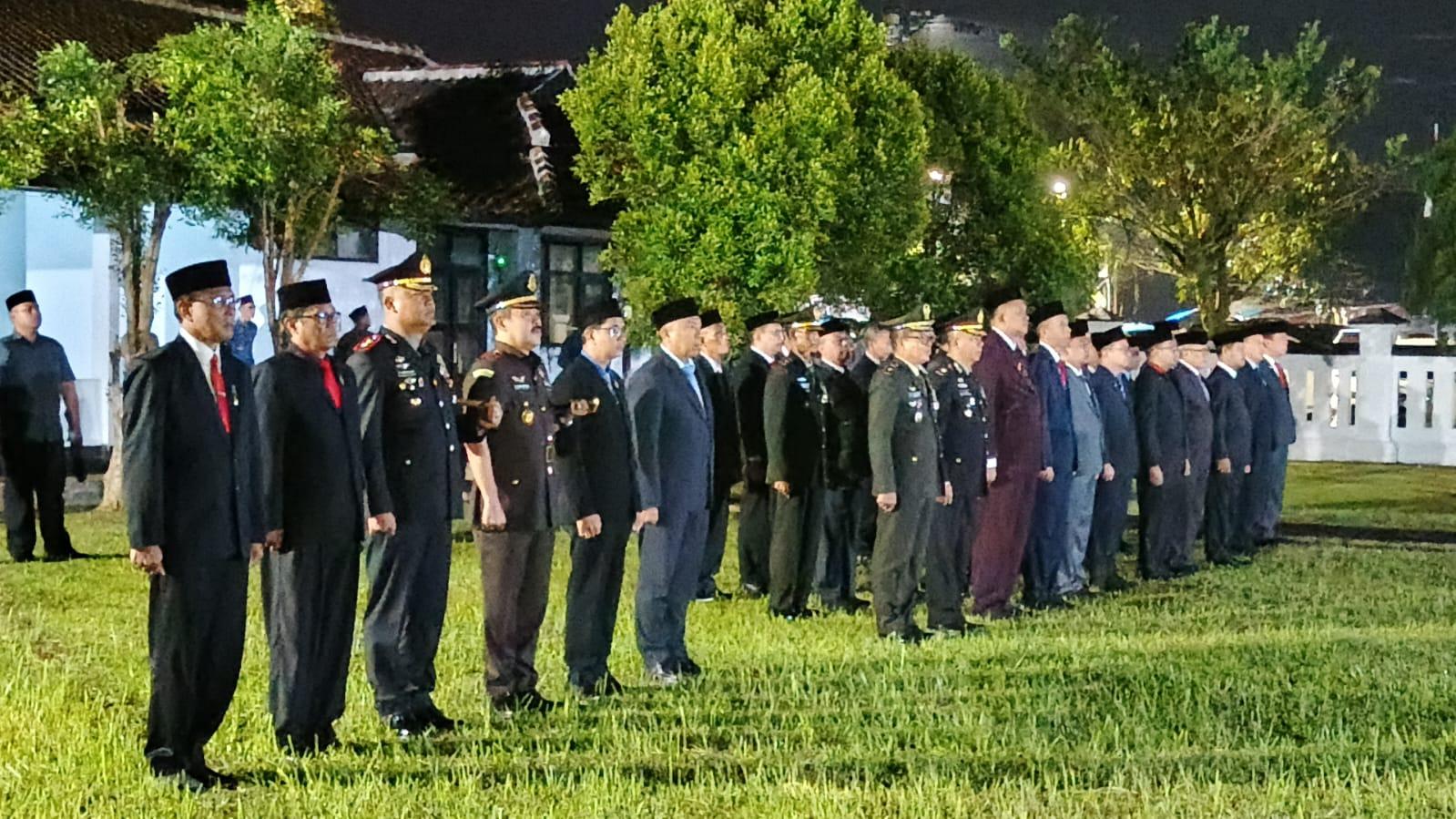 Apel Kehormatan dan Renungan Suci di TMP Banagara Ciamis Berlangsung Khidmat