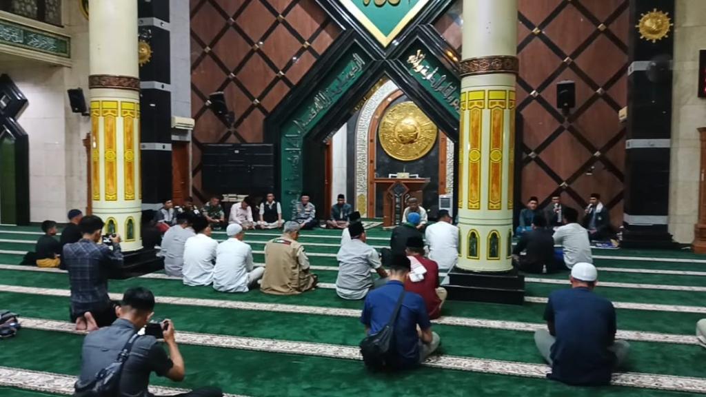 Bupati Ciamis dan Forkopimda Gelar Malam Takbiran di Masjid Agung