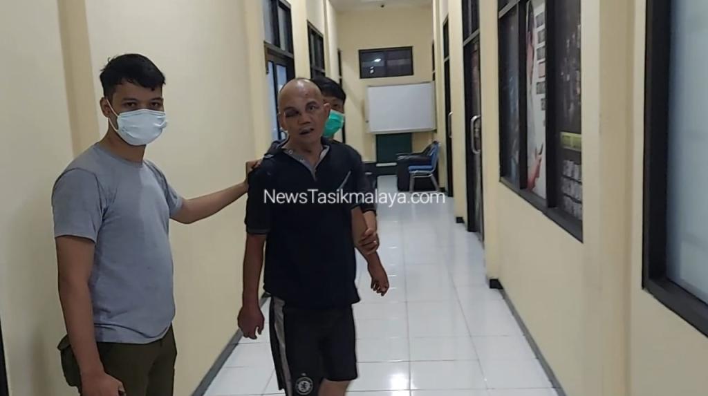 Cabuli Pengamen Perempuan di Toilet Masjid, Juru Pakir Jalan HZ Mustofa Tasikmalaya Babak Belur Diamuk Massa