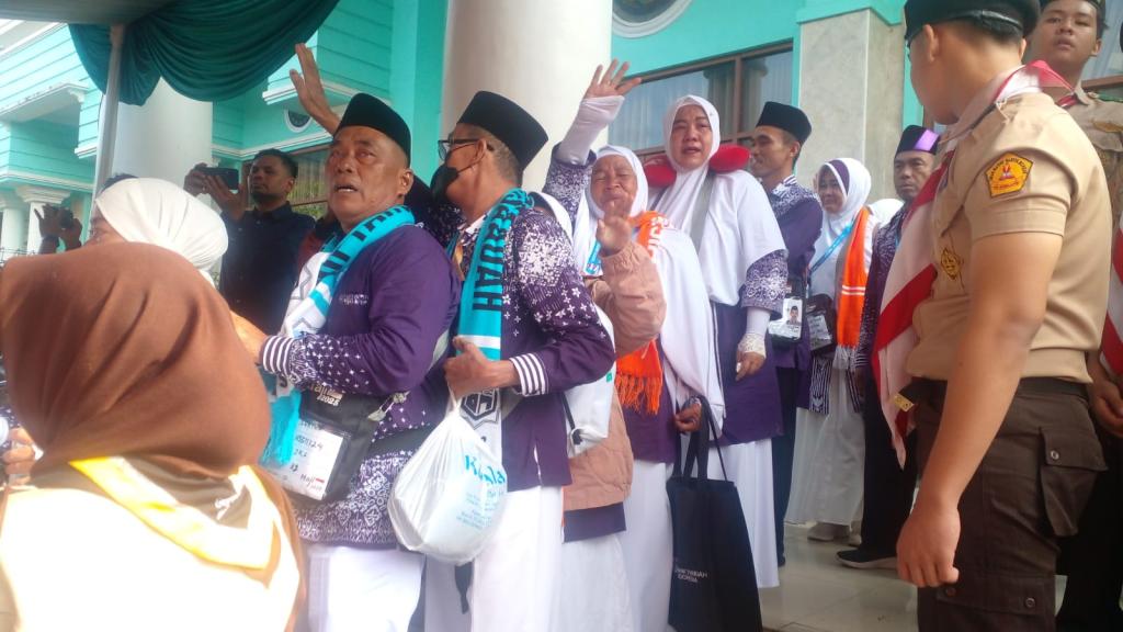 Calon Jemaah Haji Asal Ciamis Batal Berangkat karena Suami Meninggal, Dapat Prioritas Tahun Depan