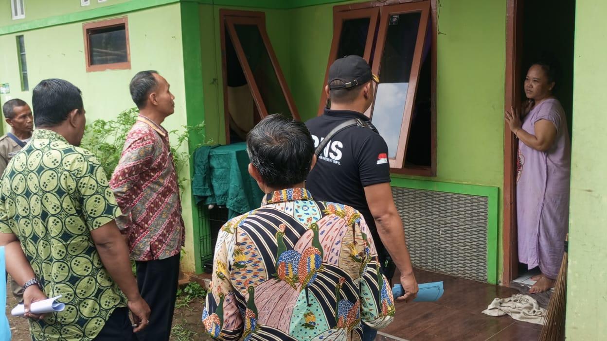Camat dan Aparat Sidak Kontrakan di Purbaratu Tasikmalaya
