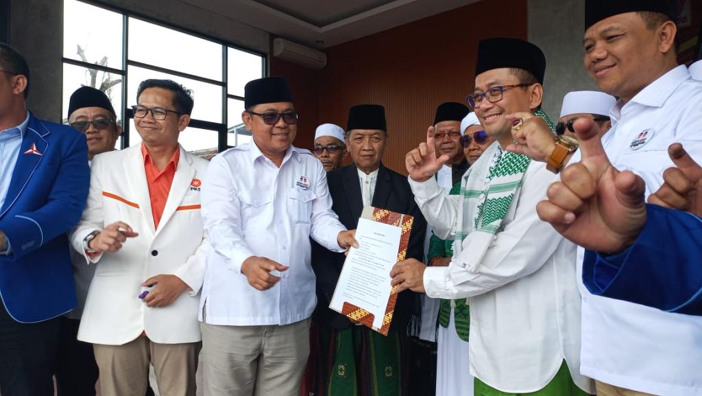 Cecep Nurul Yakin dan Asep Sopari Deklarasikan Pencalonan di Pilkada Kabupaten Tasikmalaya 2024