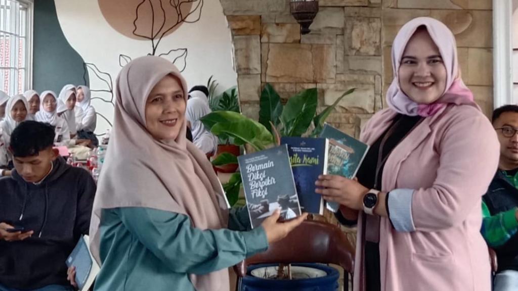 Coliterat Launching dan Bedah Buku Hasil Karya 94 Pelajar se-Kota Tasikmalaya