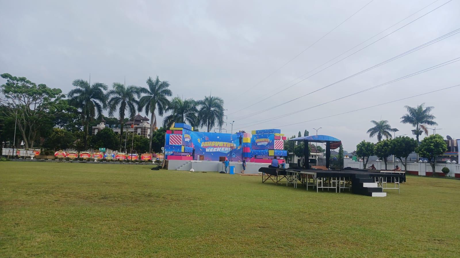 Tasikmalaya Siap Bergoyang! Dahsyatnya Weekend Hadir Meriahkan Lapangan Bale Kota