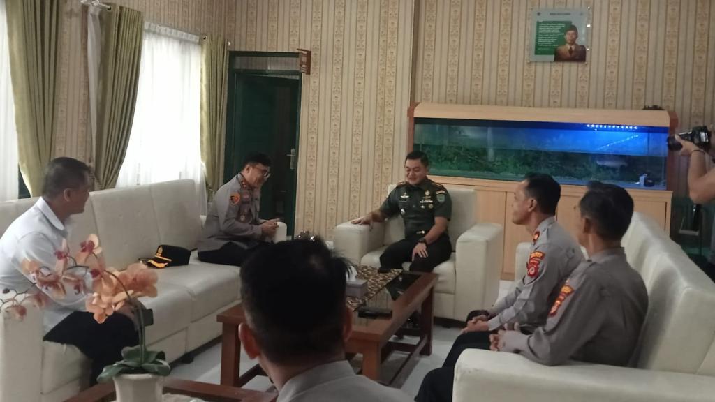 Dandim 0613/Ciamis Terima Kunjungan Kapolres Kota Banjar untuk Perkuat Sinergitas TNI-Polri