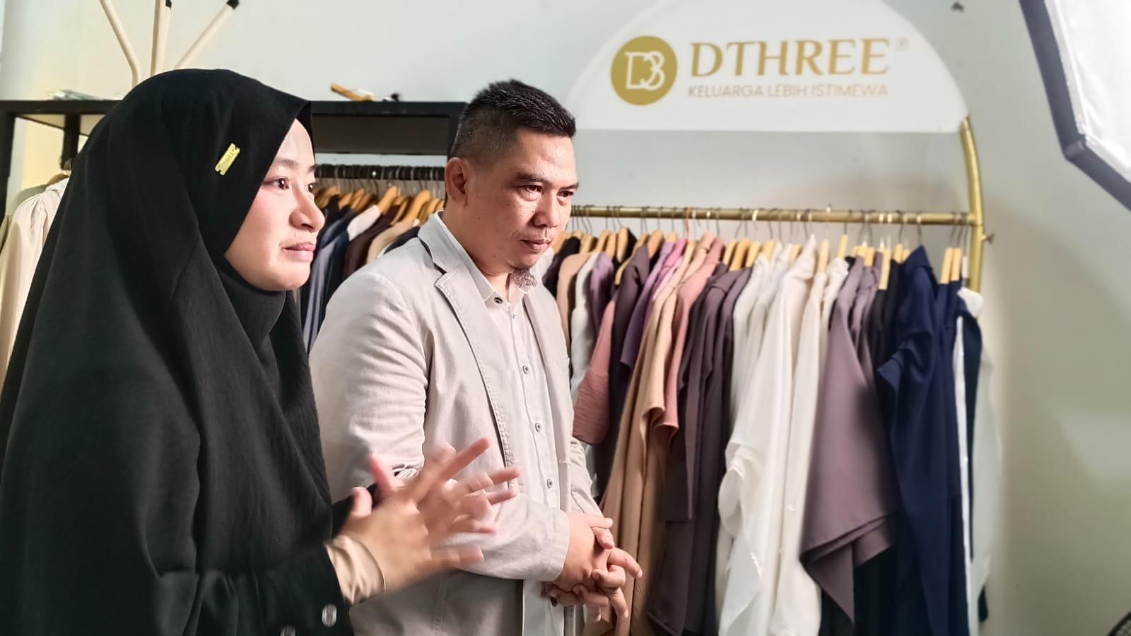 Dari Garasi ke Mancanegara, Kisah Inspiratif H. Rusman Bangun Brand Fesyen Muslim Dthree Asal Tasikmalaya