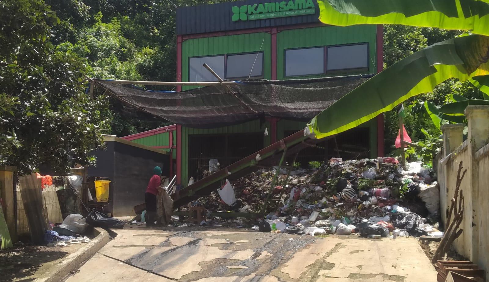 DLH Kota Banjar Tindak Lanjuti Masalah Sampah di KamiSama dengan Cepat