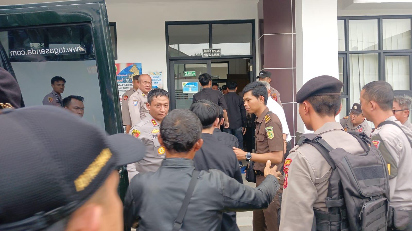 Putusan Banding Kasus Pembacokan di Jalan SL Tobing Tasikmalaya, PT Bandung Vonis 4 Terdakwa 1 Tahun 6 Bulan Penjara