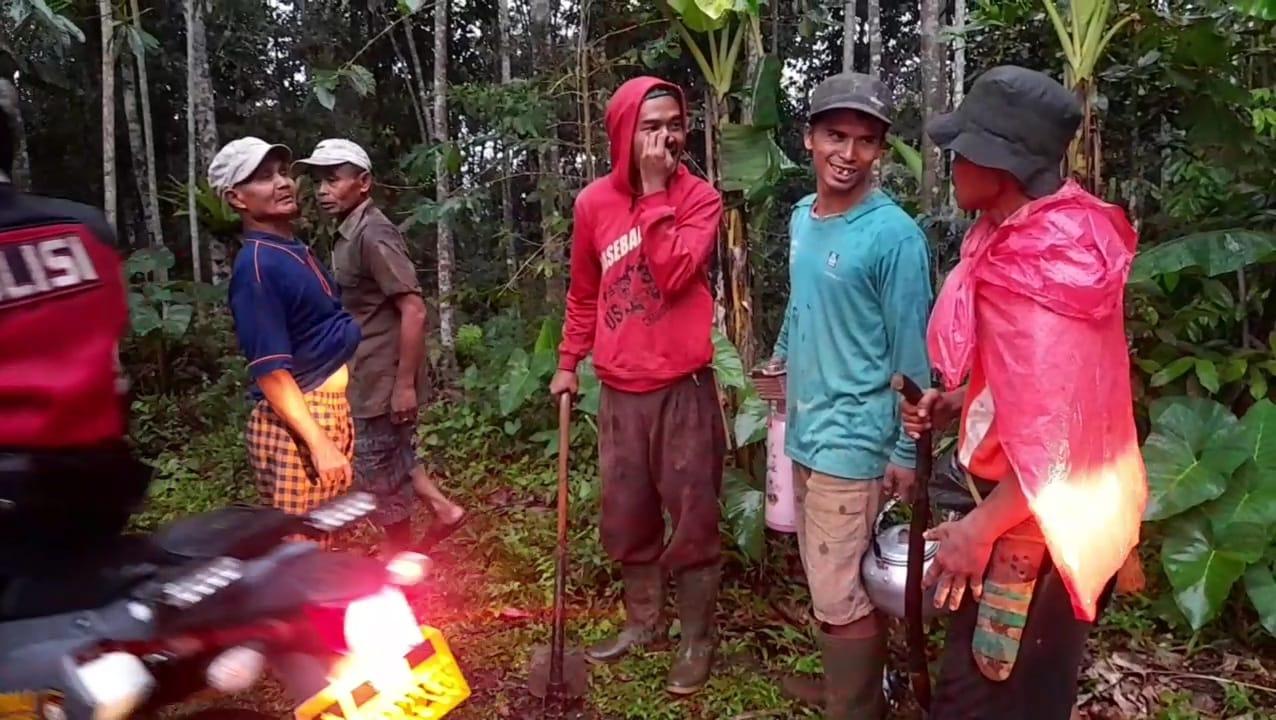 Evakuasi Korban Longsor di Tasikmalaya Tertunda Akibat Cuaca Buruk, Dua Warga Masih Tertimbun