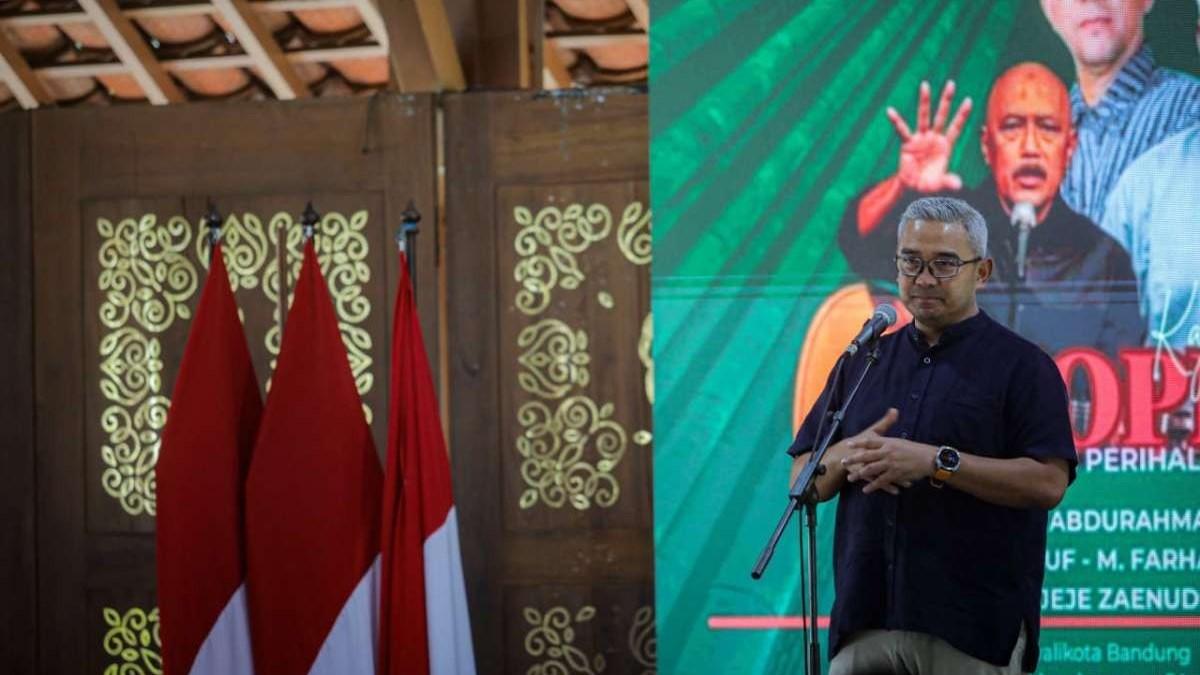 Farhan Tegaskan Pembangunan Kota Bandung Harus Dilakukan Bersama Masyarakat