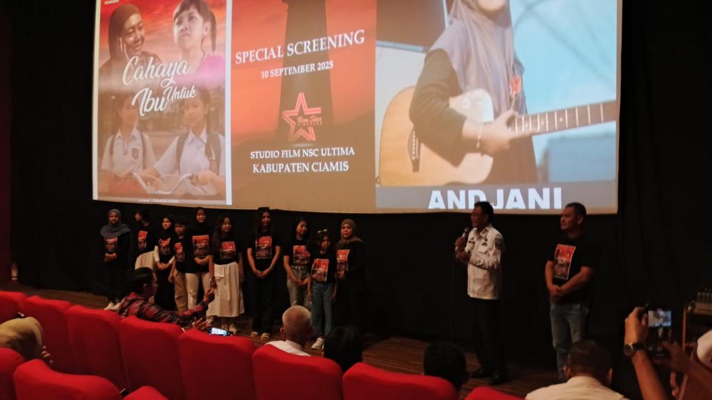 Film “Cahaya untuk Ibu” Tayang Perdana, Bupati Ciamis Beri Apresiasi