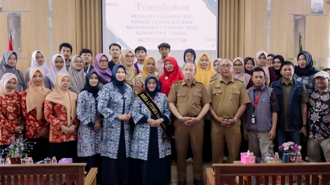 Forum TBM Ciamis Lantik Pengurus Baru Masa Bakti 2025–2030, Bunda Literasi Dorong Semangat Membaca