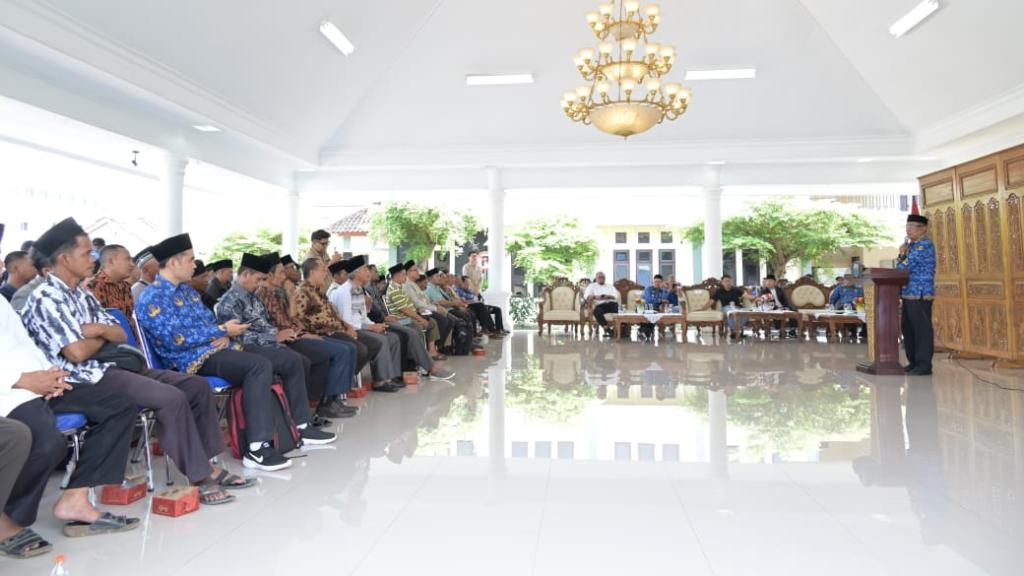 Gandara Grup Bangun dan Renovasi 100 Masjid di Kota Banjar