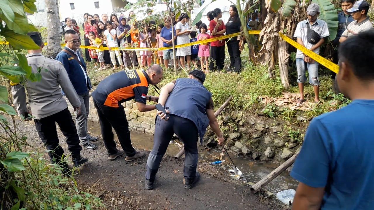 Geger! Potongan Kaki Bayi Ditemukan di Selokan Irigasi Bantarsari Tasikmalaya, Sempat Dikira Boneka
