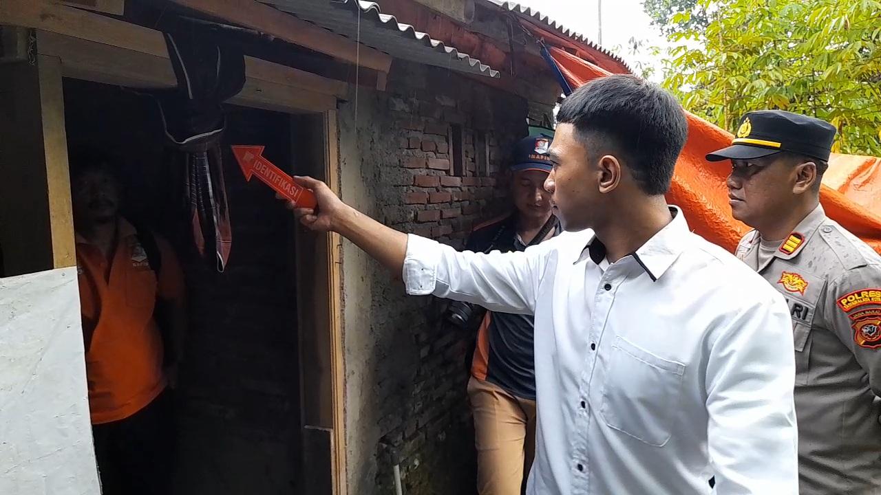 Geger! Pria Warga Cineam Tewas Gantung Diri di Rumahnya