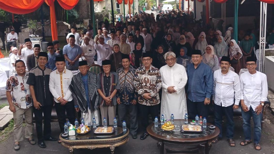 Hadiri Peringatan Maulid Nabi di Premiere Residence, Ivan-Dede Dapat Doa dan Dukungan dari Warga