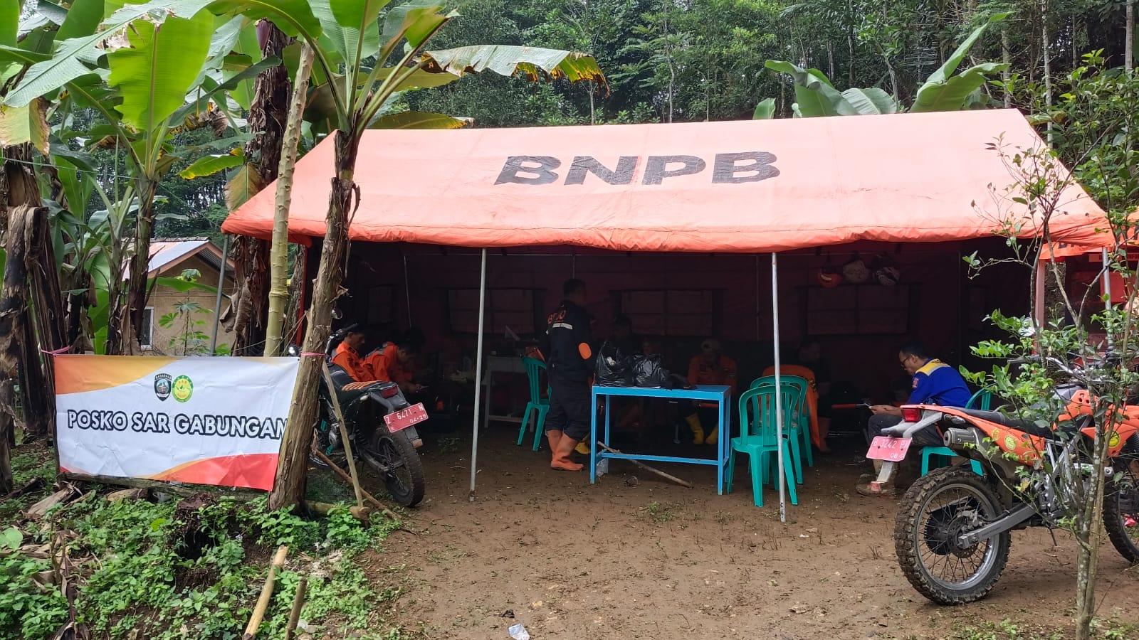 Hari Kedua Pencarian Korban Longsor Salawu Masih Nihil, Cuaca Buruk Hambat Operasi Tim SAR