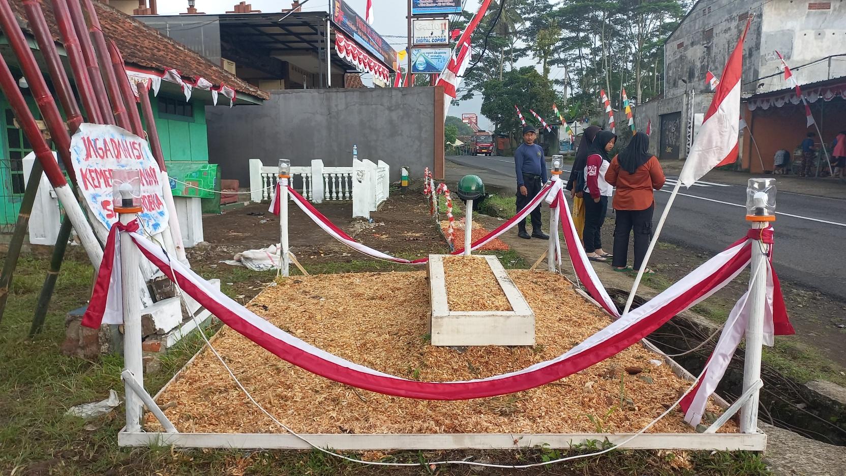 Heboh Ada Kuburan Baru di Pinggir Jalan Raya Garut-Tasikmalaya, Ini Faktanya