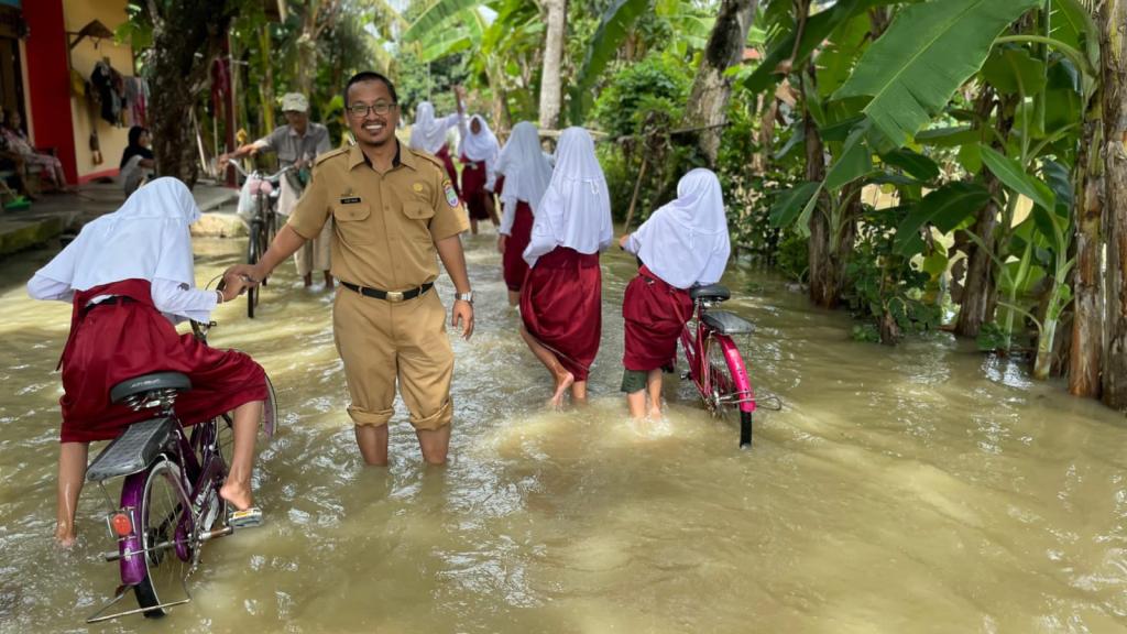 Hujan Deras Tiga Hari, Lima Desa di Ciamis Selatan Dikepung Banjir
