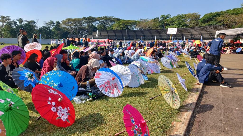 Hari Anak Nasional 2024: Semarak Payung Geulis dan Kaulinan Tradisional di Dadaha Tasikmalaya