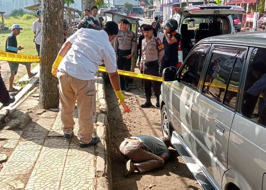 Diduga Serangan Jantung, Pria asal Cikadu Meninggal dengan Posisi Sujud di Terminal Banjar