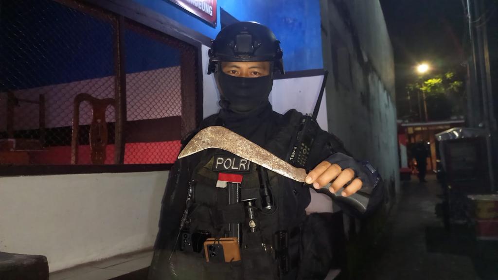 Kumpulan Remaja Bawa Sajam dan Batu Diamankan Tim Maung Galunggung Polres Tasikmalaya Kota