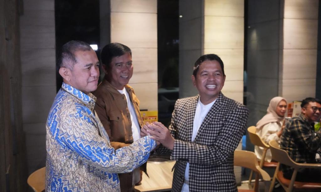 Ketum Golkar Airlangga Umumkan Dedi Mulyadi Jadi Calon Gubernur di Pilgub Jabar 2024