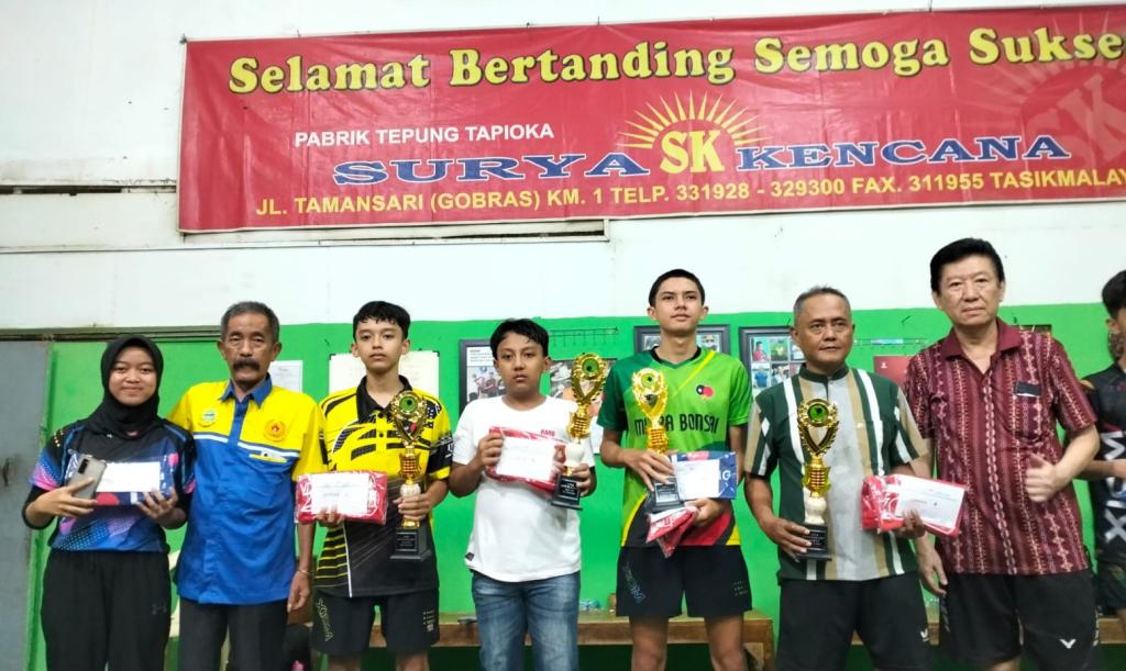 Zullisya Devin Setiaharjana Sabet Juara Turnamen Tenis Meja Nasional Digelar PTM Surya Kencana Tasikmalaya