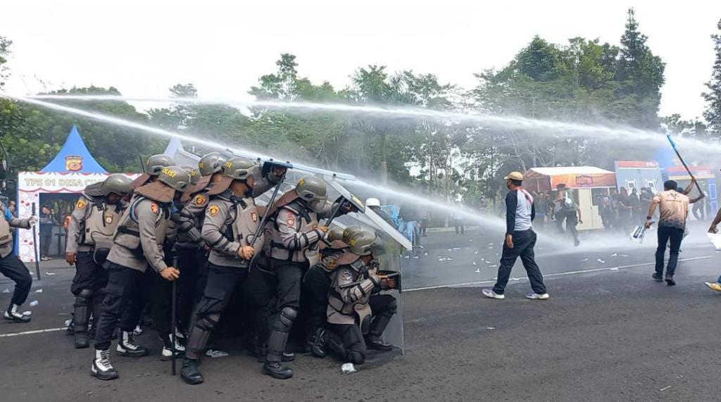 Polres Tasikmalaya Gelar Simulasi Sispam Kota untuk Pengamanan Pilkada 2024