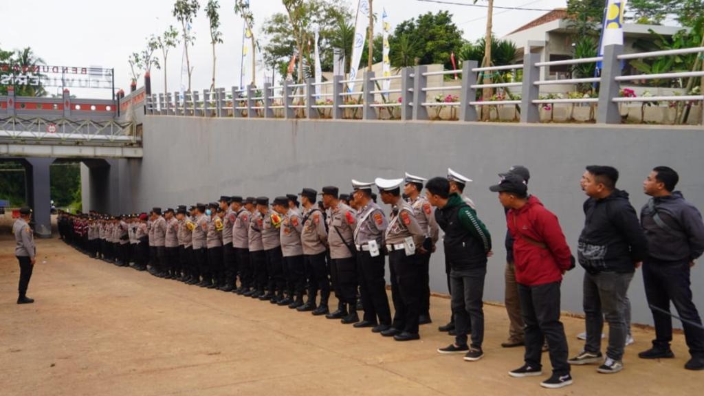 Ratusan Personel Polres Tasikmalaya Kota Disiagakan di Lokasi Persemian Bendungan Leuwikeris