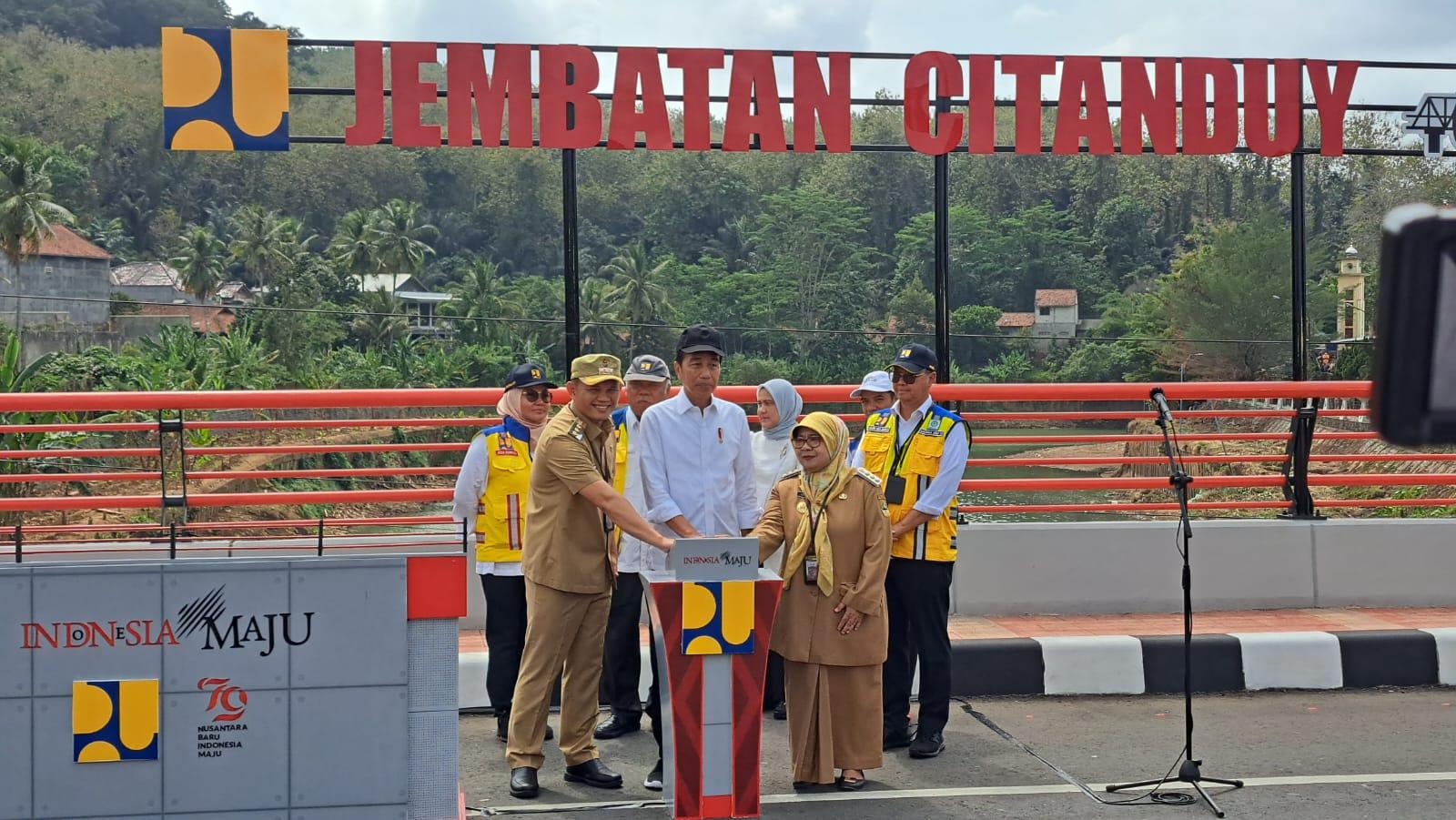 Presiden Jokowi Resmikan 16 Jembatan dan 22 Ruas Jalan di Jawa Barat