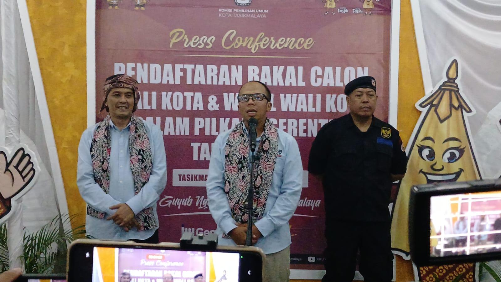 Viman-Dicky Daftar ke KPU untuk Pilkada Kota Tasikmalaya Setelah Tempuh Lari 60 Kilometer
