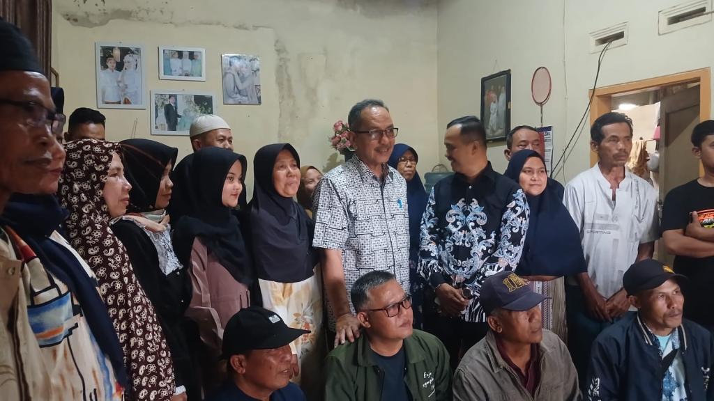 Mimpi Dilla untuk Kuliah Akhirnya Terwujud Berkat Bantuan Biaya dari Bacawalkot Ivan Dicksan
