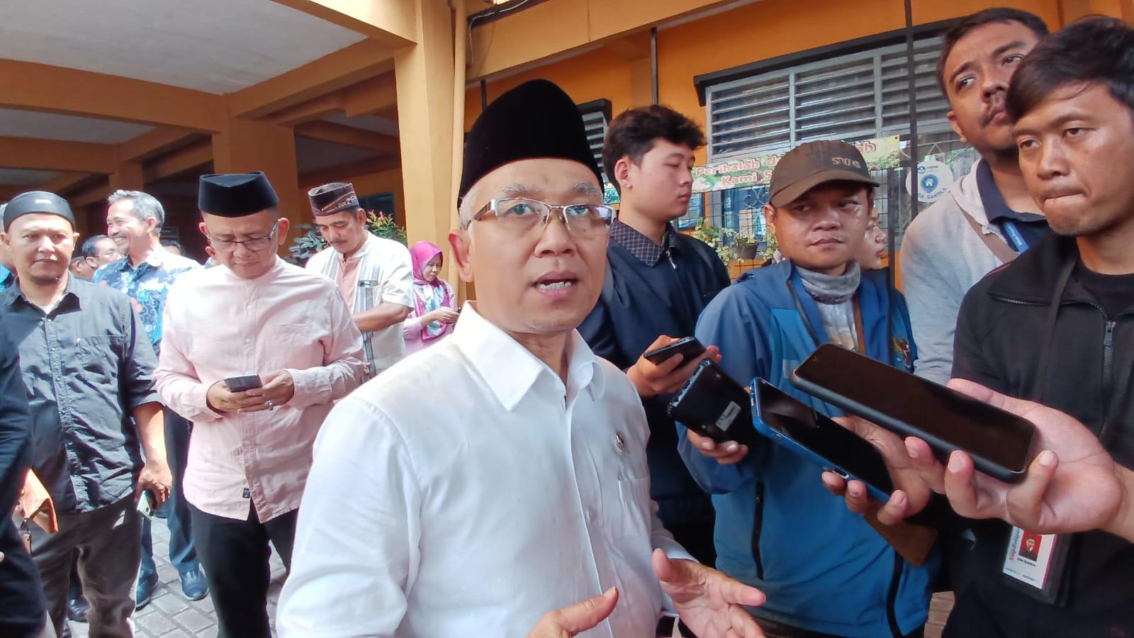 Usai Temu Kangen di SMPN 4 Tasikmalaya, Wamen Dikdasmen RI Atif Sebut UN Bisa Berlaku Lagi