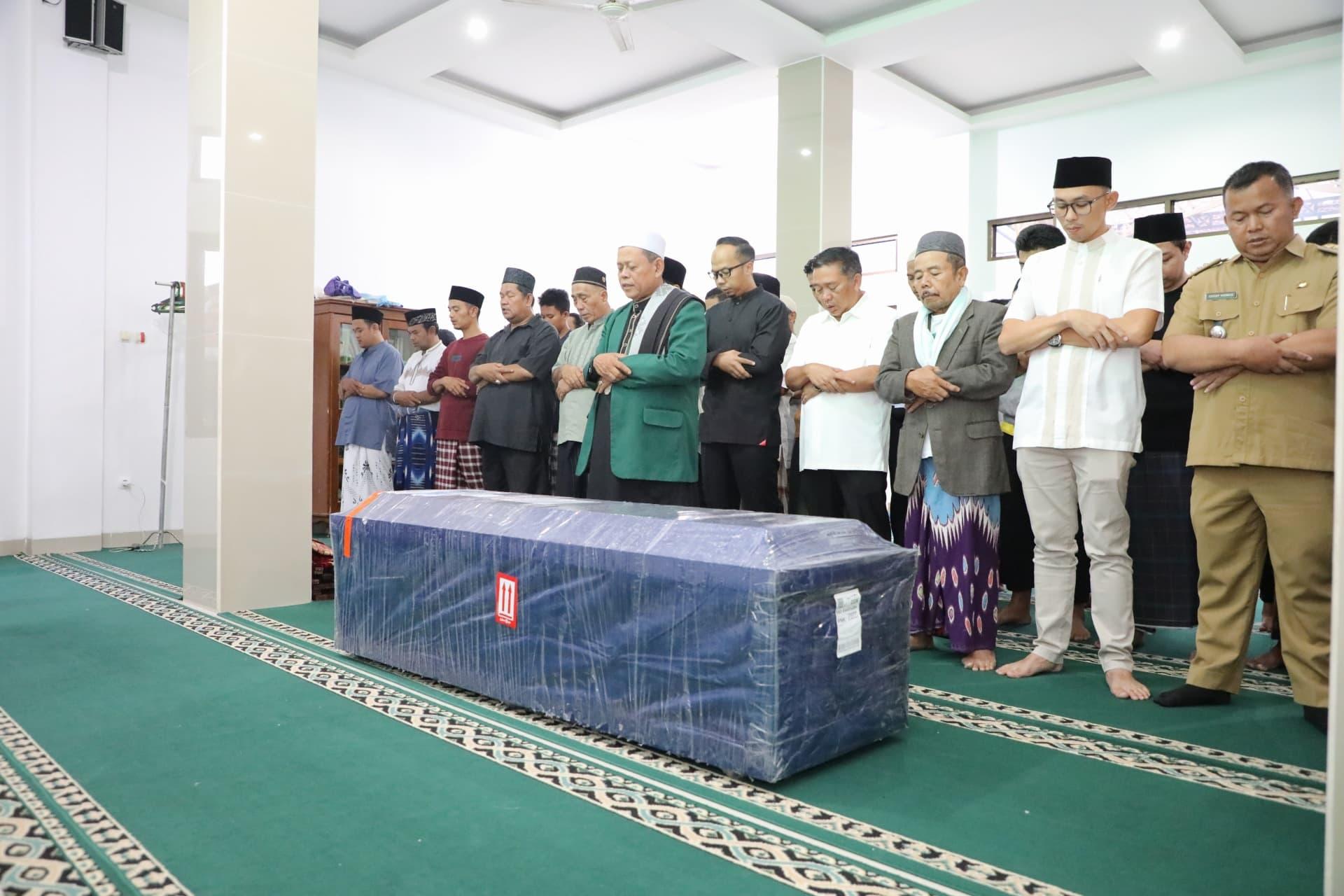 ABK KM Bintang Jaya Makmur asal Tasikmalaya yang Hilang di Kalimantan Ditemukan Meninggal