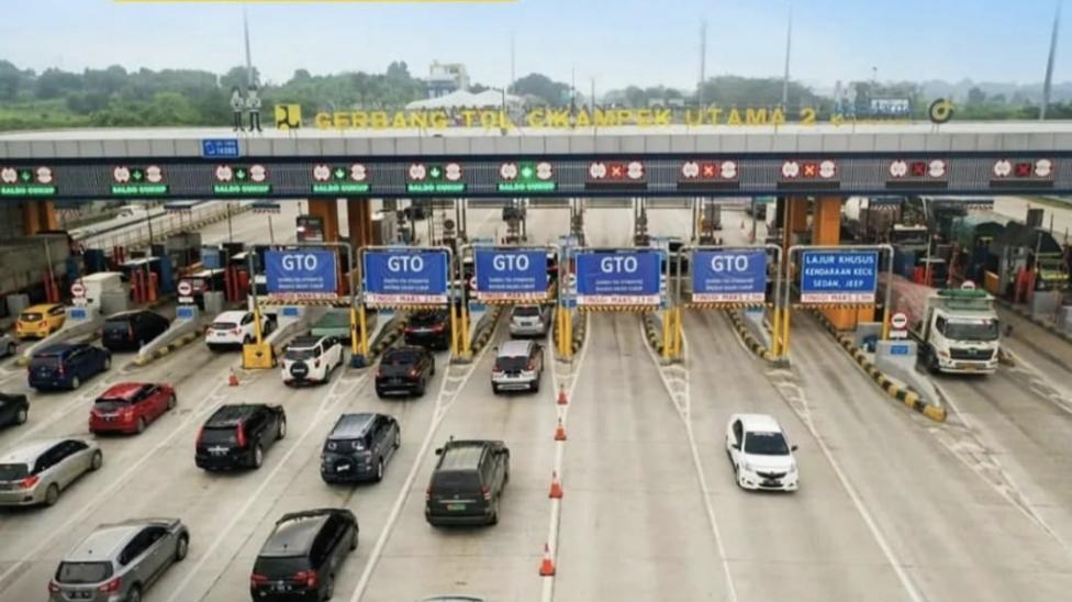 Rekayasa Lalu Lintas di Jalur Tol Selama Arus Mudik dan Balik Lebaran 2025