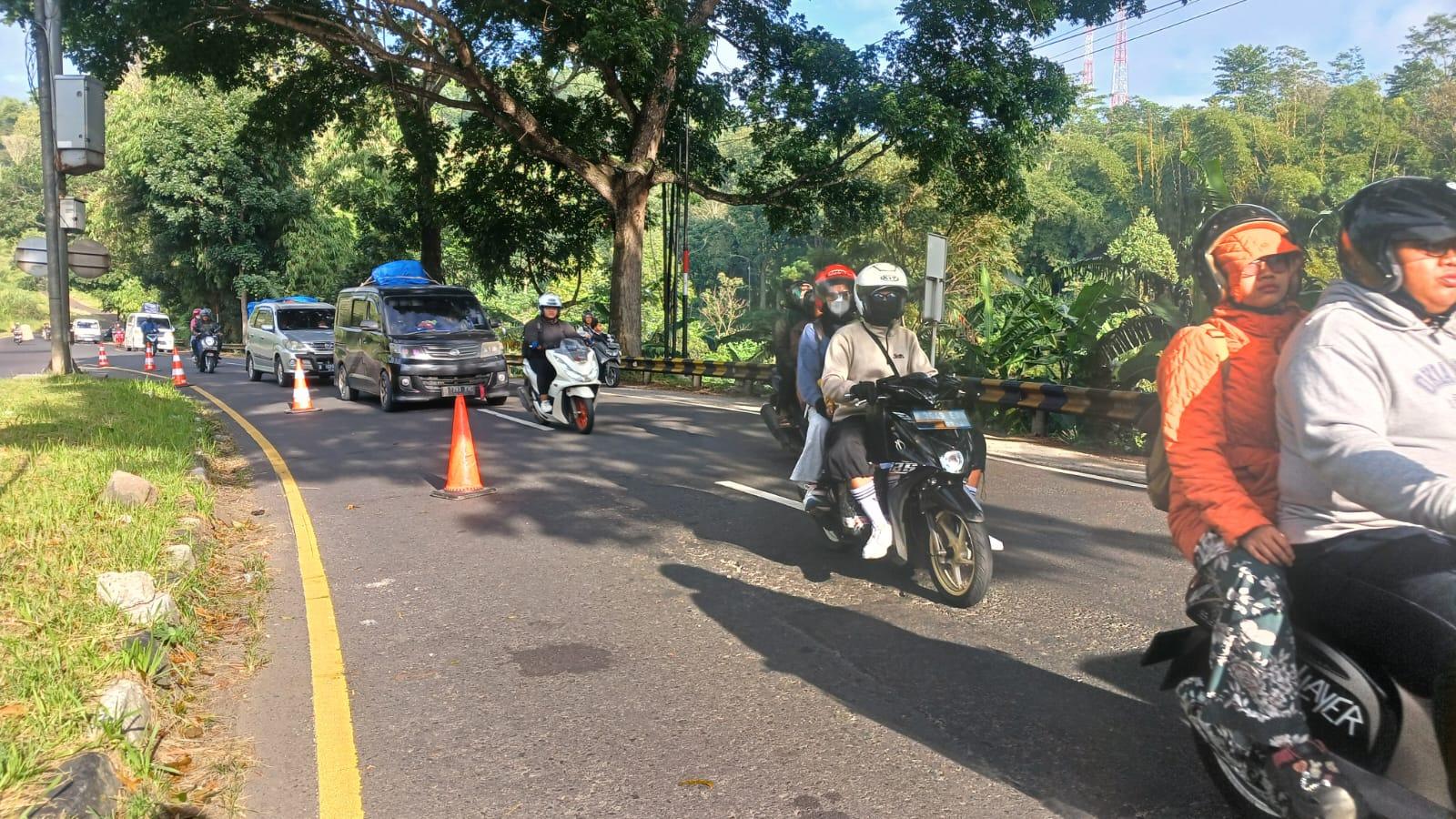 Pemudik Roda Dua Mulai Dominasi Jalur Gentong Tasikmalaya
