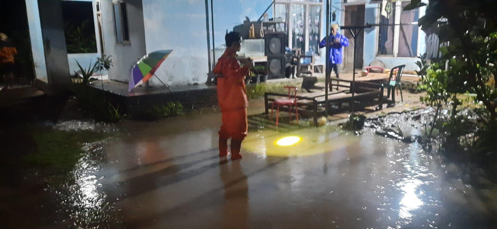 Sungai Citalahab Meluap, Puluhan Rumah di Pamarican Ciamis Terendam Banjir