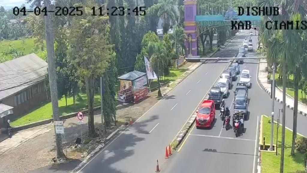 Pemudik Padati Jalur Ciamis, Ribuan Kendaraan Memadati Ruas Jalan Sejak Dini Hari