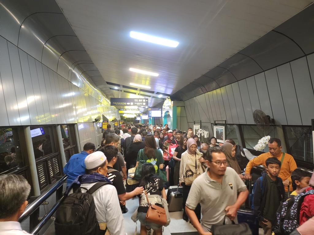 6 Stasiun di Daop 2 Bandung Jadi Titik Pemberangkatan Terbanyak Pemudik KA Jarak Jauh di Lebaran 2025